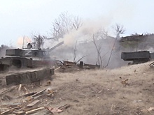 При освобождении Платоновки российский танк выдержал более 40 попаданий дронов