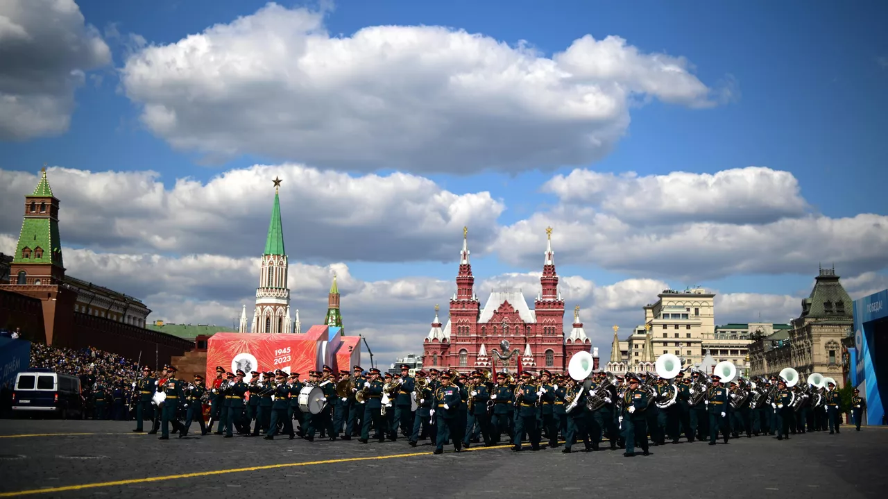Spiegel: Кремль отозвал аккредитации иностранных СМИ на парад Победы в Москве