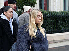 Дочь дизайнера Бекхэм Харпер показала сумку за $4 тысячи