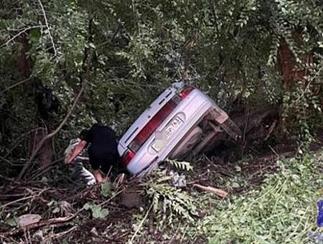 Начинающий водитель из Самарской области отправил в больницу троих пассажиров