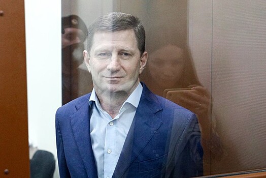 Суд продлил арест экс-главе Хабаровского края