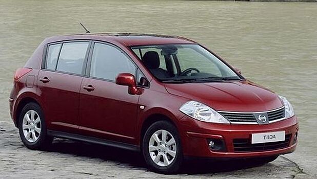 Nissan отзывает в России десятки тысяч автомобилей