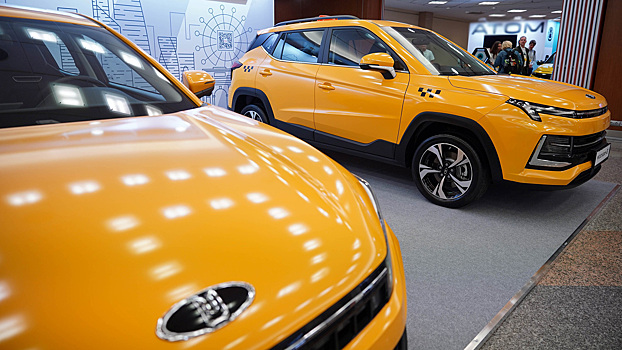 В список моделей для такси не попала продукция трех крупных российских автозаводов: как так получилось