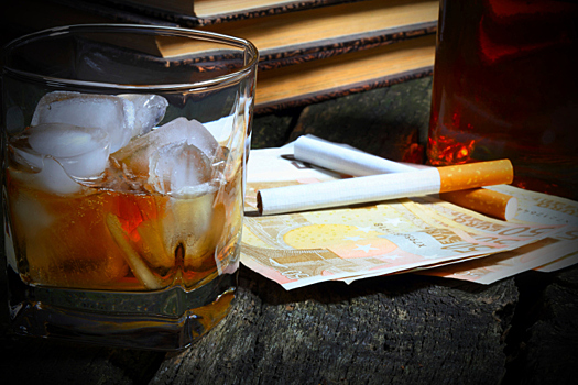 ЕЭК может привязать акцизы на алкоголь и табак к рублю