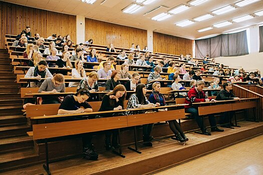 16 жителей Ижевска написали «Тотальный диктант» на отлично