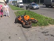 «Лифан» наехал на мотоциклиста в Петербурге