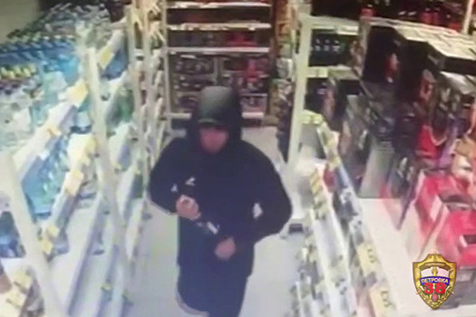 В Новой Москве полицейские раскрыли нападение на магазин