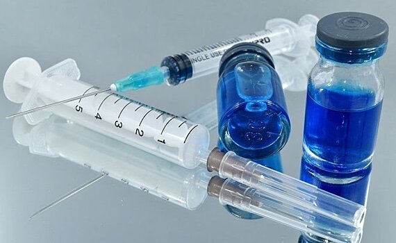 В Британии возобновили испытания вакцины от коронавируса