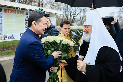 Воробьев поблагодарил патриарха Кирилла за благословение восстановления колокольни в Подольске