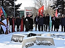 Ветераны РОО «Рубеж» совершили автопробег с посещением и возложением цветов к братским могилам
