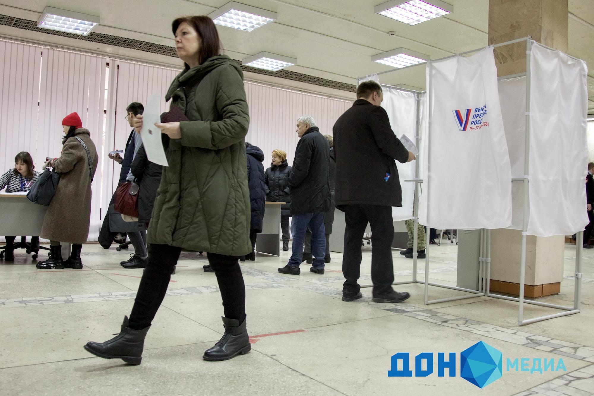 В Ростовской области на выборах президента России голосуют медики и их пациенты