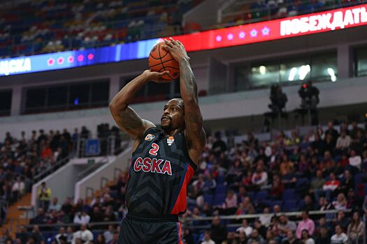 Basket Cup 2025: ЦСКА — Парма, счёт, результат матча 18 ноября, Каспер Уэйр, Москва, баскетбол, разгромная победа ЦСКА, Тримбл