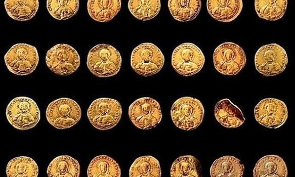 Археологи нашли три десятка золотых монет 2-й половины X века при экспертизе участка земли в Краснодарском крае