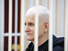 Суд в Белоруссии дал 10 лет тюрьмы Нобелевскому лауреату Алесю Беляцкому