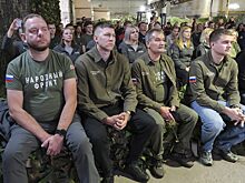 В Курске наградили волонтеров Объединенного гуманитарного штаба