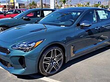 Kia Stinger 2022 года получит дополнительные цвета и новый логотип