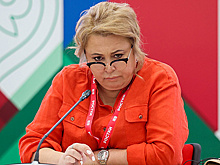 Мэр Ялты призвала "ставить диагнозы" властям Украины