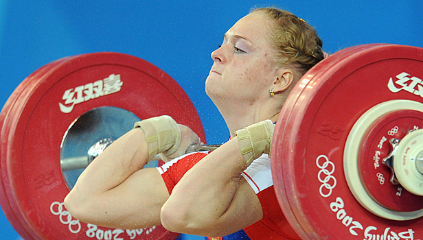 Штангистка Сливенко получит золотую олимпийскую медаль