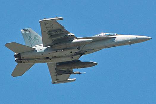 Экипаж самолета ВМС США ослеп и замерз