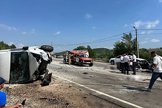Пять девушек погибли в ДТП под Севастополем