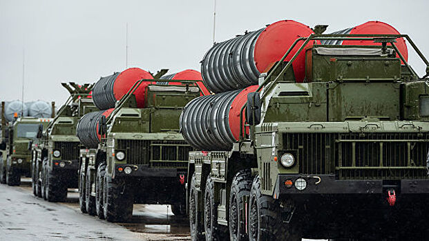 Россия готова поставить Ирану С-400, заявили в ФСВТС