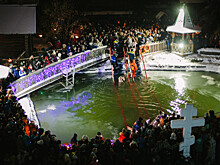 В крещенских купаниях поучаствовали 2 млн россиян