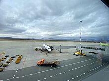 Авиарейс из Тюмени в Ханты-Мансийск из-за непогоды улетел в Сургут