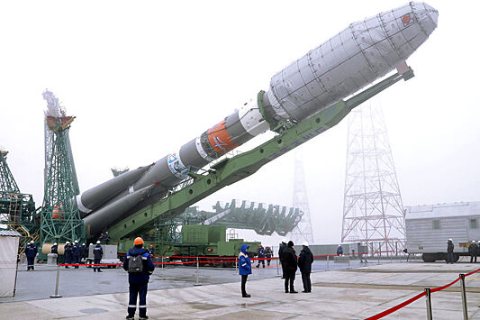 ВКС РФ запустили ракету-носитель "Союз-2.1б" с космодрома Плесецк
