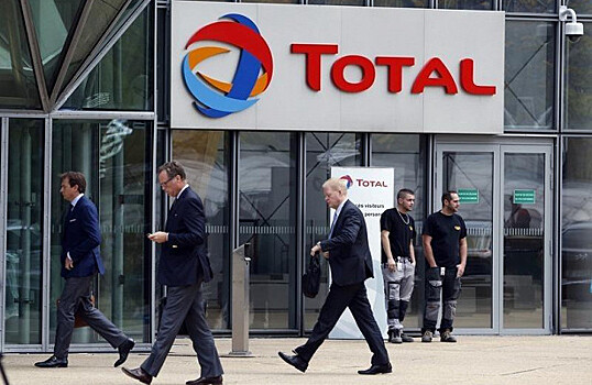 Ушаков анонсировал вхождение Total в «Арктик СПГ-2»