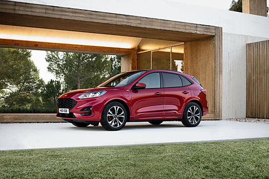 Опасная неисправность найдена в кроссоверах Ford Kuga