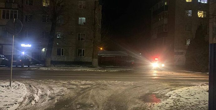 В Ростовской области под колеса машины вновь попали дети