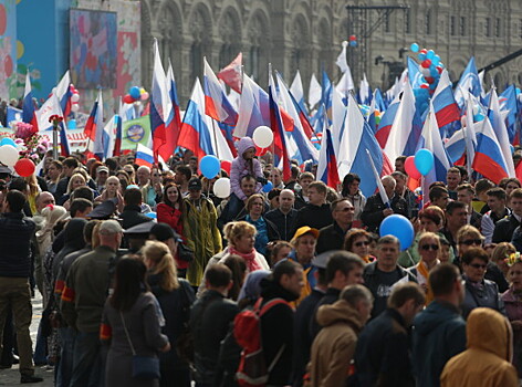 В первомайских гуляньях приняли участие 1,5 млн москвичей
