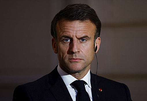 Макрон призвал Пезешкиана вернуться к дипломатии