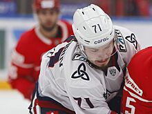 Форвард «Нефтехимика» Белозёров впервые сделал хет-трик в КХЛ