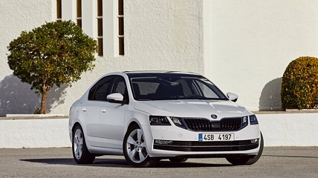 В Skoda Octavia установили экономичный мотор