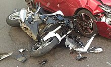 Женщина-водитель сбила 18-летнего мотоциклиста в Арзамасе