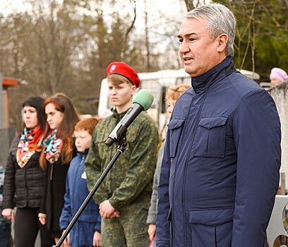 Рахим Азимов принял участие в мероприятиях, посвященных дню памяти Григория Булатова