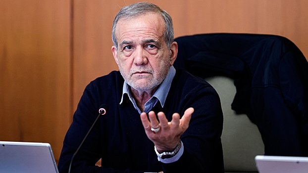 Президент Ирана призвал граждан выступить против беспорядков