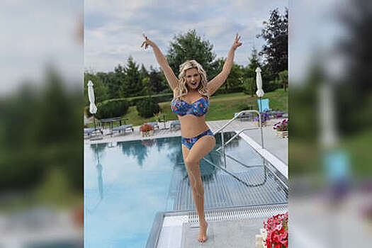 Анну Семенович раскритиковали из-за неудачного фотошопа