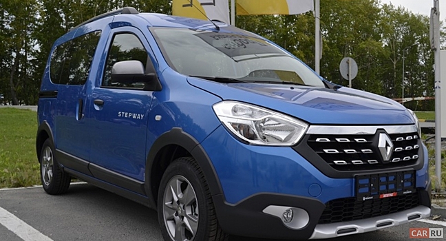 Раскрыт салон нового Renault Sandero Stepway для России