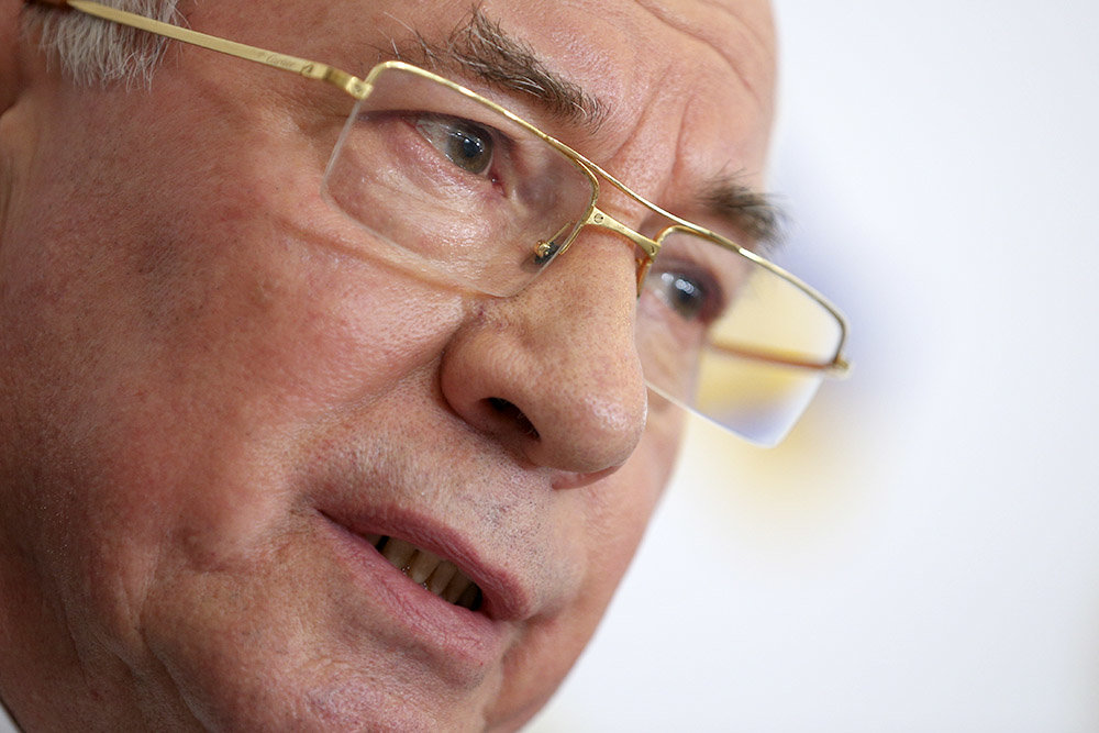 Азаров назвал обвинения в госизмене политической расправой