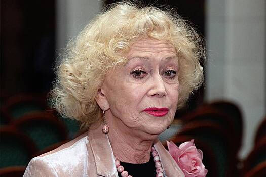 Звезда «Служебного романа» рассказала о самочувствии после операции