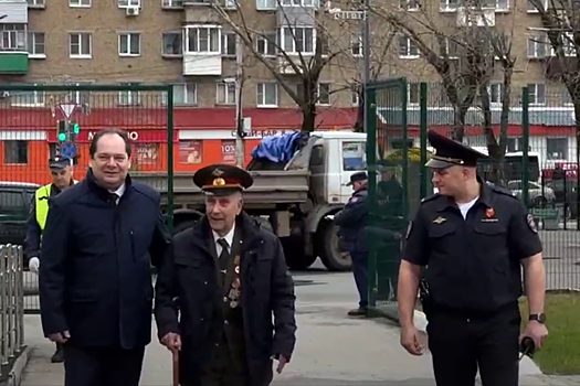 97-летнего ветерана из Коми проводили на Парад Победы в Москву