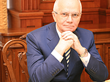 "Это придает бизнесу уверенность": сенатор Фарит Мухаметшин поблагодарил областное вещательное агентство за организацию и проведение "Достояния губернии"