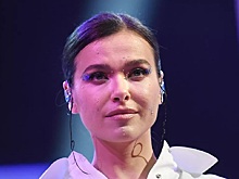 Бывшая солистка Serebro Елена Темникова продала подмосковный коттедж за 95 млн рублей
