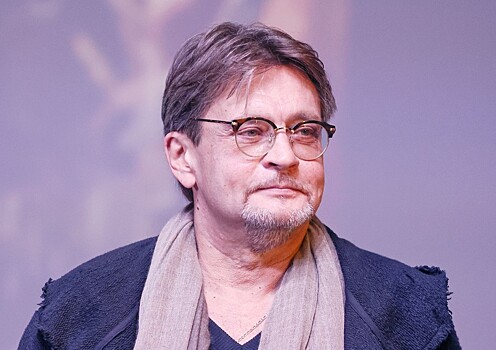 Актер «Ленкома» назвал причину ухода Домогарова из театра