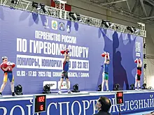 Толкали и рвали: в Самаре впервые провели первенство России по гиревому спорту