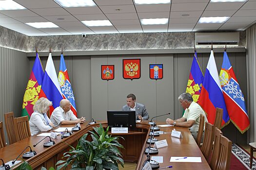 Депутат Госдумы Андрей Дорошенко провел прием граждан в Армавире