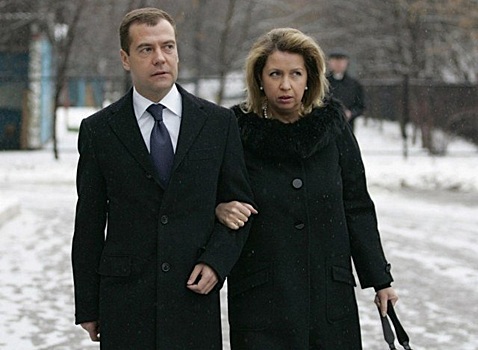Жена Медведева летала на супер дорогом лайнере