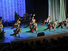 В Санкт-Петербурге Дом офицеров приготовил праздничную программу для военнослужащих и их детей